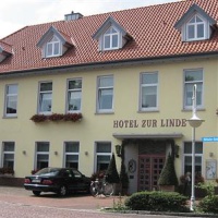 Отель Hotel Zur Linde Westerstede в городе Вестерстеде, Германия