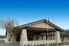 Отель Econo Lodge Segovia Texas в городе Сеговия, США