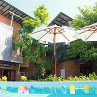 Отель Hy Resort в городе Чонбури, Таиланд