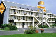 Отель Premiere Classe Dunkerque Loon Plage в городе Лоон-Пляж, Франция
