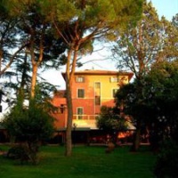 Отель Hotel Villa Rabasco в городе Бастия-Умбра, Италия
