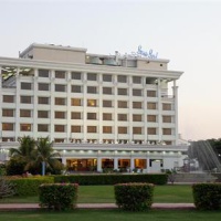 Отель Sun-n-Sand в городе Ширди, Индия