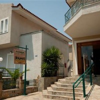 Отель Remvi Apartments Stoupa в городе Ступа, Греция