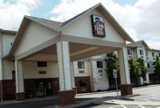 Отель Oak Tree Inn в городе Комфорт, США