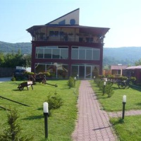 Отель Pensiunea Mara Curtea de Arges в городе Baiculesti, Румыния