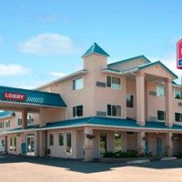 Отель Ramada Limited Hotel 100 Mile House в городе 100 Майл Хаус, Канада
