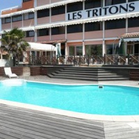 Отель Hotel les Tritons в городе Сет, Франция