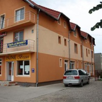 Отель Pensiunea Claudiu в городе Otelu Rosu, Румыния