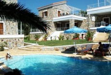 Отель Sellados Villas Plomari в городе Agia Varvara, Греция