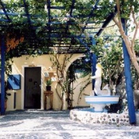 Отель Villa Spyros Maisonettes & Studios Perissa в городе Перисса, Греция