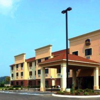 Отель BEST WESTERN Strawberry Inn & Suites в городе Ноксвилл, США