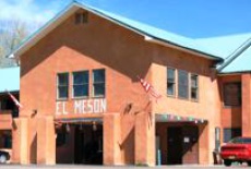 Отель El Meson Lodge в городе Чама, США