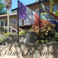 Отель Petite Provence Bed & Breakfast Salt Rock в городе Солт Рок, Южная Африка