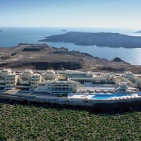 Отель The Majestic Hotel Fira в городе Фира, Греция