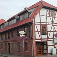 Отель Hotel Neue Stuben в городе Вольфсбург, Германия