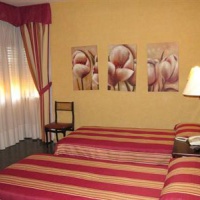 Отель Hotel Vianetto в городе Монсон, Испания