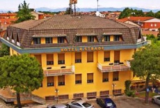 Отель Hotel Quattro Strade в городе Гарбаньяте-Миланезе, Италия