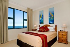 Отель Santorini Twin Waters в городе Мадджимба, Австралия
