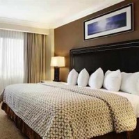 Отель Embassy Suites Hotel Irvine-Orange County Airport в городе Ирвайн, США