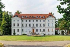 Отель Hotel Schloss Wedendorf в городе Ведендорф, Германия