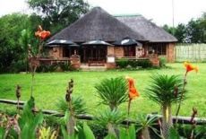 Отель Lukafrica Riverside Chalets & Safaris в городе Летсителе, Южная Африка