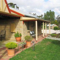 Отель Riesling Trail and Clare Valley Cottages в городе Клэр, Австралия