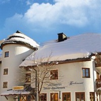 Отель Kirchenwirt Russbach в городе Русбах-ам-Пас-Гшют, Австрия