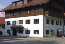 Отель Gasthof Pension Steinberger Sankt Georgen im Attergau в городе Штрас-им-Аттергау, Австрия
