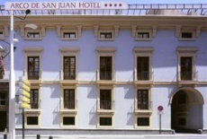 Отель Arco de San Juan в городе Сантомера, Испания
