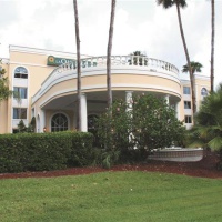 Отель La Quinta Inn & Suites Sarasota Downtown в городе Сарасота, США