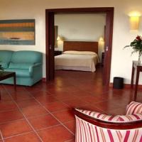 Отель Puerto Antilla Grand Hotel в городе Лепе, Испания