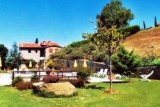 Отель Borgo La Capraia в городе Кастельфранко-ди-Сопра, Италия