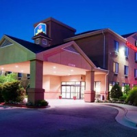 Отель Best Western Plus Castlerock Inn & Suites в городе Бентонвилль, США