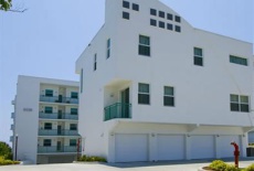 Отель 3800 Ocean Beach Condo Vacation Rentals Cocoa Beach в городе Коко-Бич, США