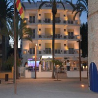 Отель Solvi Hotel Vilanova i la Geltru в городе Виланова-и-ла-Желтру, Испания