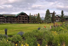 Отель Glacier Park Lodge в городе Ист Глейшер Парк, США