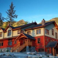 Отель Copper Horse Lodge в городе Голден, Канада