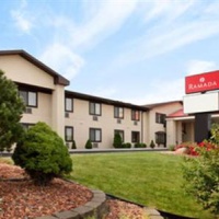 Отель Ramada Limited Hotel Waukesha в городе Уокешо, США