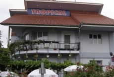 Отель Hotel Tropical Drobeta-Turnu Severin в городе Дробета-Турну-Северин, Румыния