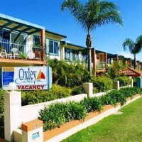Отель Oxley Cove Holiday Apartments в городе Порт Маккуори, Австралия
