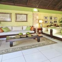 Отель 3 Br Beachfront Villa - Discovery Bay в городе Рио-Буэно, Ямайка