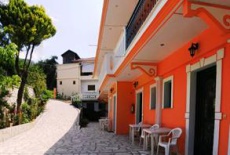 Отель Villa Thomas Nakas в городе Парга, Греция