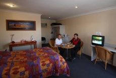Отель Alexander Motel & Peppercorn Restaurant в городе Уорик, Австралия