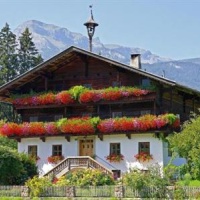 Отель Bauernhof Stolzenhof Farmhouse Reith im Alpbachtal в городе Райт, Австрия