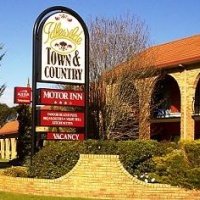 Отель Idlewilde Town & Country Motor Inn в городе Памбула, Австралия