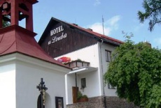Отель Hotel U Loubu в городе Tri Studni, Чехия