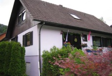 Отель Ferienwohnung Klenk в городе Gruibingen, Германия