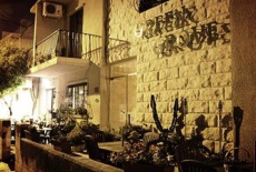 Отель Green Grove Guest House в городе Is-Swieqi, Мальта