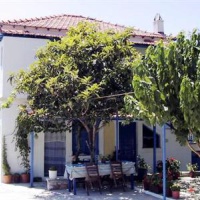Отель Alexandra Studios в городе Стафилос, Греция