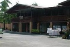 Отель Phungluang Resort в городе Дамноен Садуак, Таиланд